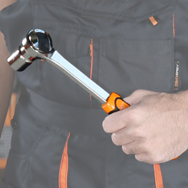 Chiavi a bussola e accessori